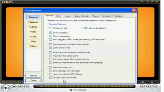 программа Gon player  - универсальный плеер, простой и удобный. поддерживает множество форматов файлов.